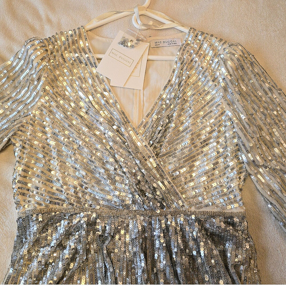Sz 16 MAC DUGGAL Champagne and Silver 3/4 Sleeve Floor-length Sequin Gown - Picture 10 of 11